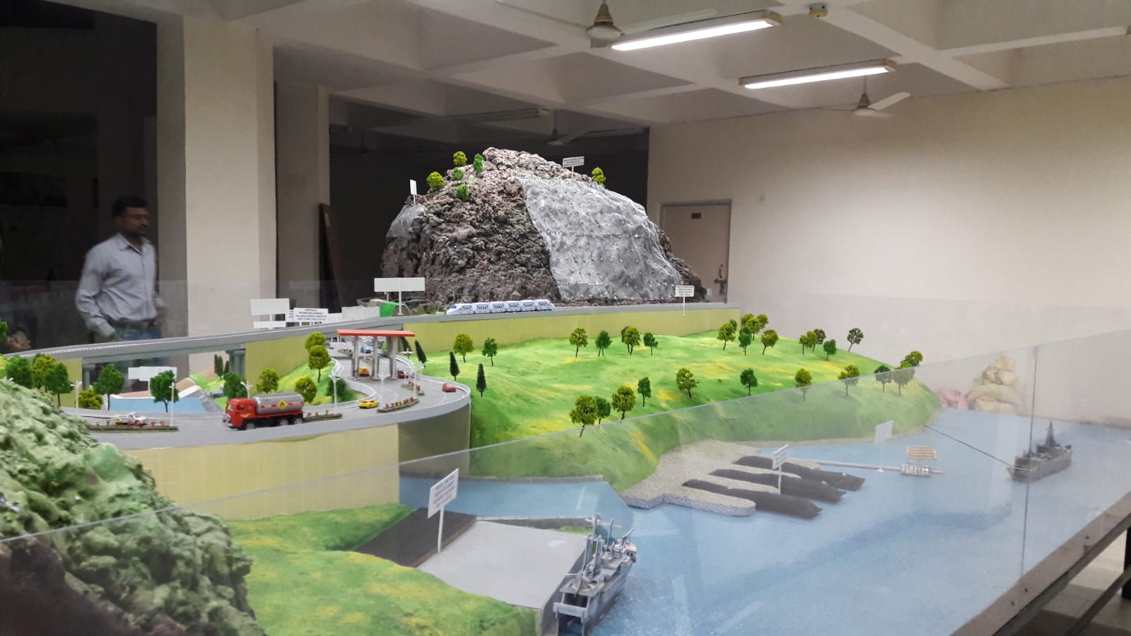 Indian Academy of Highway Engineers Via Maceferri